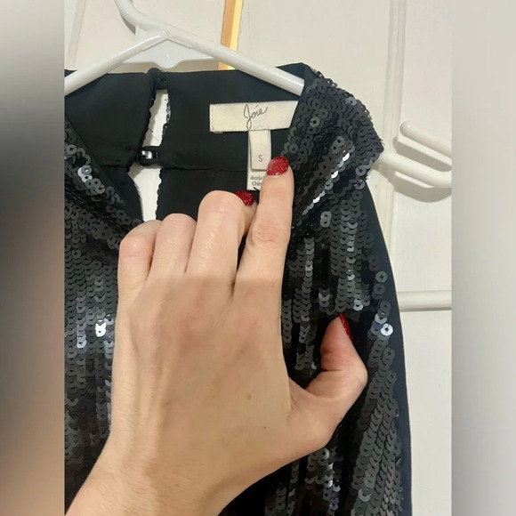 JOIE Lei Lei Sequined Sleeveless Halter Party Top - Picture 6 of 7